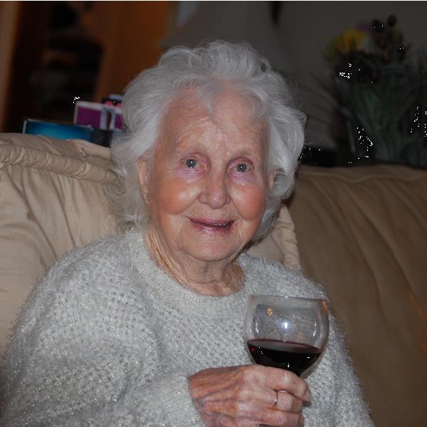 Audrey Ruth Brown née Petrie  2024 avis de deces  NecroCanada