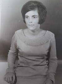 Anastassia Tazi Varvarigos  17 avril 1950