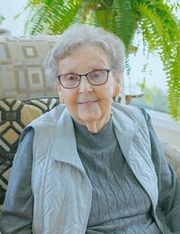 Helen Westvelt  March 7 1930  October 18 2021 (age 91) avis de deces  NecroCanada