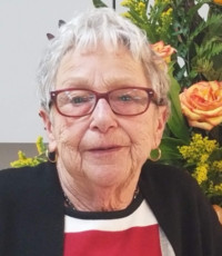 Jeannine Poirier  12 août 1938 – 13 février 2022